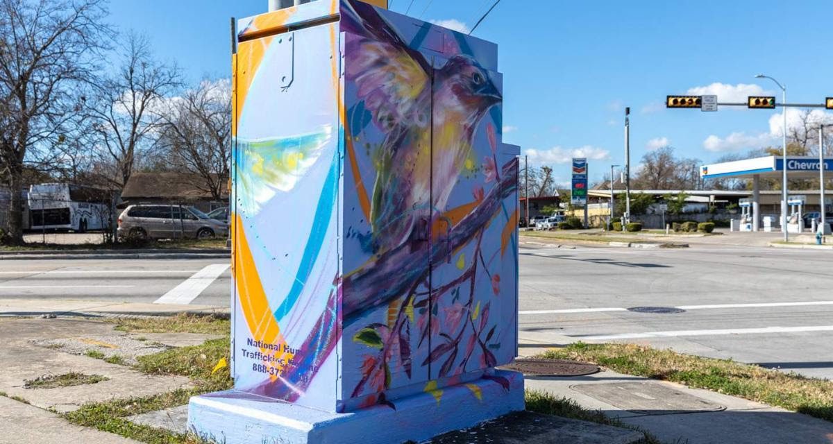 Click2Houston KPRC: Have you seen the new mini murals in Houston? They have an important phone number on them