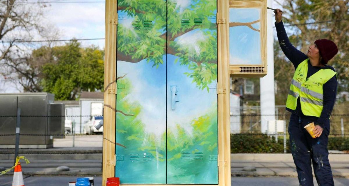 Houston Chronicle: Northside Houston’s ‘mini murals’ offer hope, help to human trafficking victims