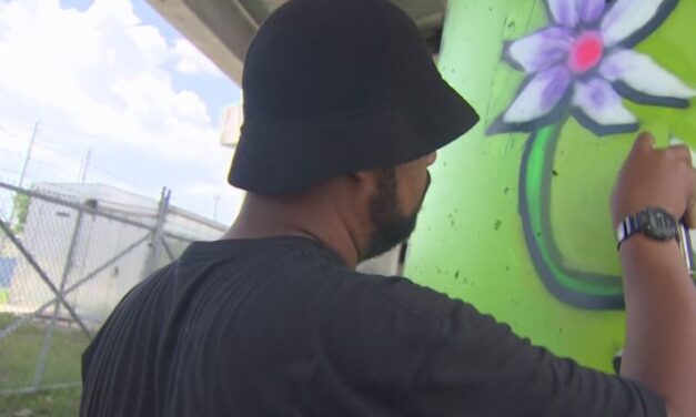 Big Walls Big Dreams brings festive mural-painting experience to Houston