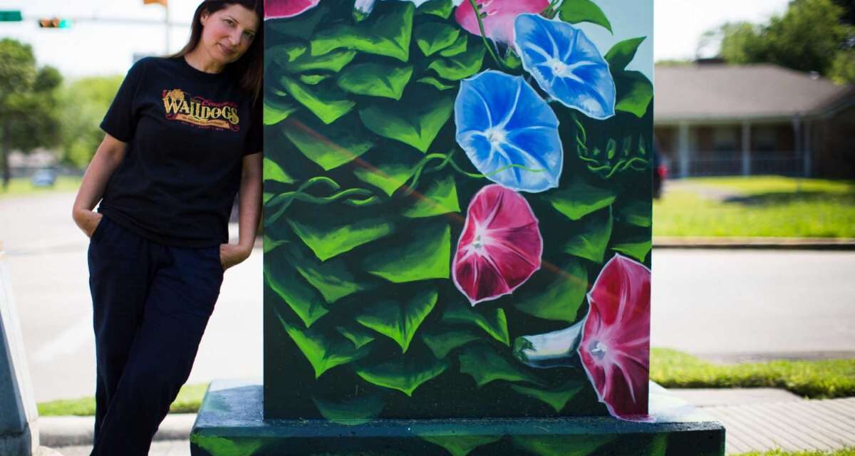 Mini-murals brighten city, reduce graffiti