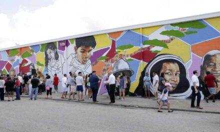 Mural brings message of hope to Gulfton neighborhood