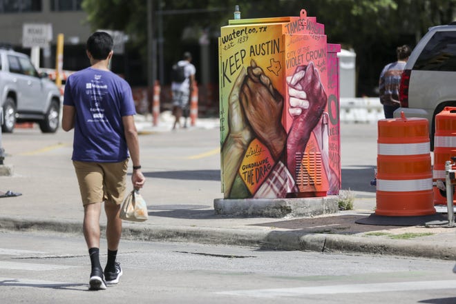 Austin public art project making more beautiful boxes