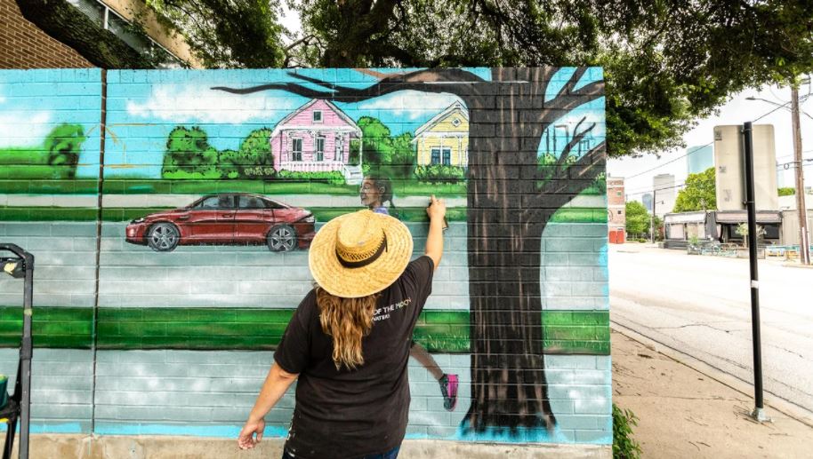 Houston Mural-Painting Festival Now in Full Swing