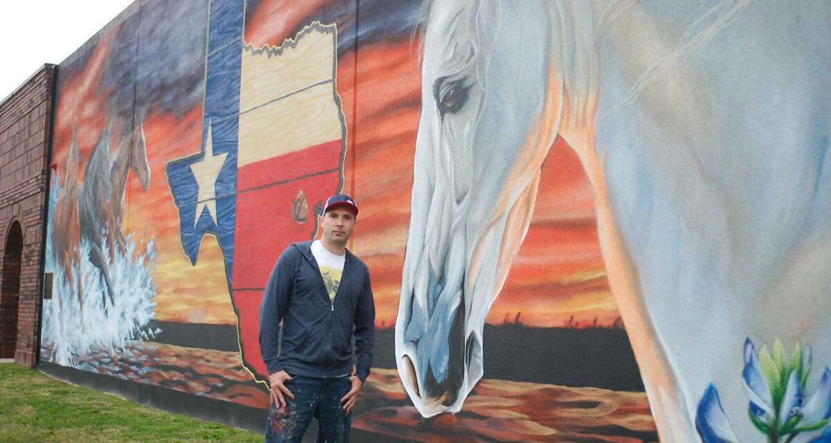 League City muralist’s works range from tiny to colossal